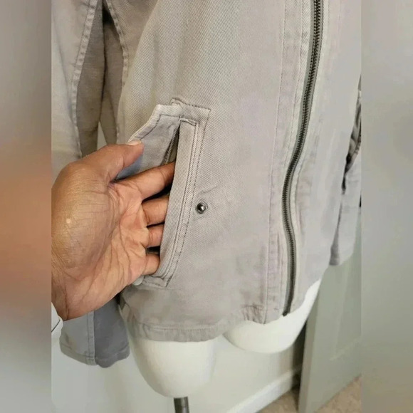 NIC+ZOE Gray Cotton Blend Full Zipper Jacket(XS) - Picture 6 of 9